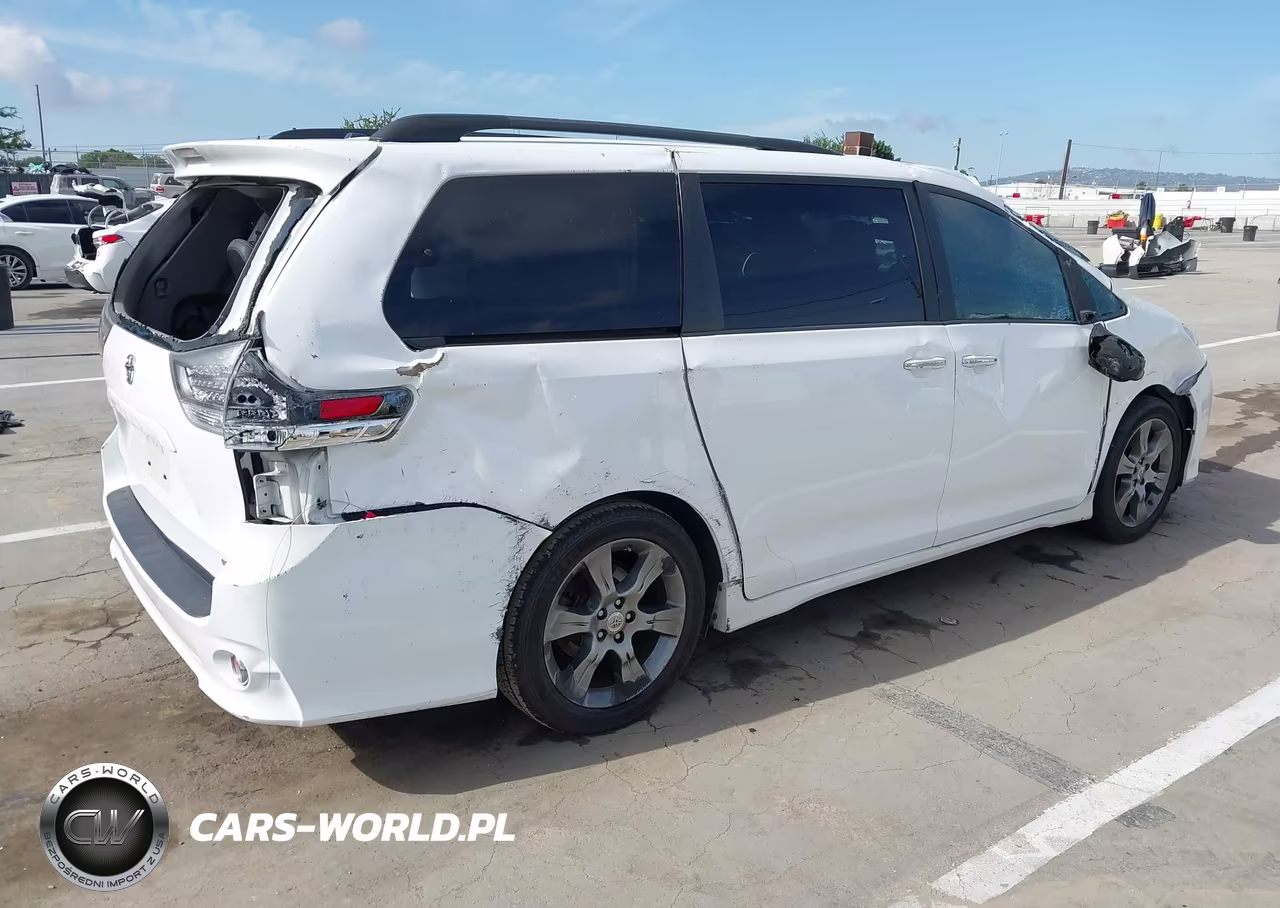 2016 Toyota Sienna Se Premium 8 Passenger VIN:5TDXK3DC6GS725219 - 4
