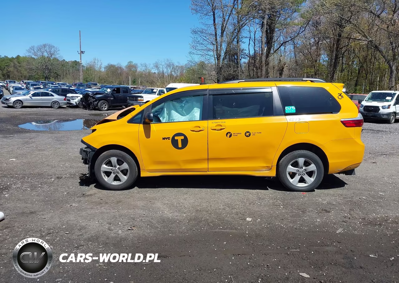 2020 Toyota Sienna Le VIN:5TDKZ3DC0LS086092 - 14