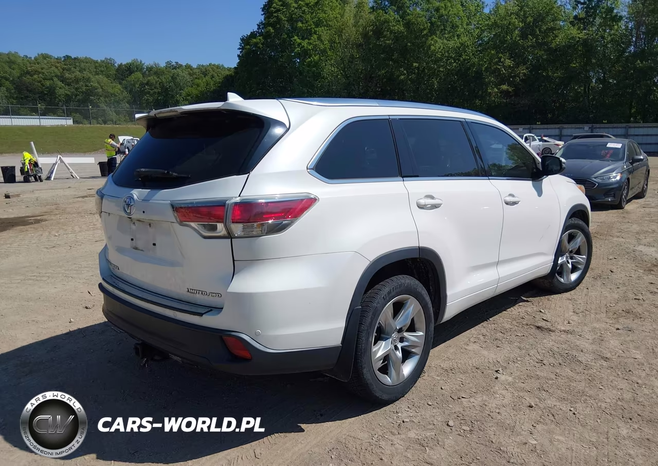 2015 Toyota Highlander Limited Platinum V6 VIN:5TDDKRFH3FS201278 - 4