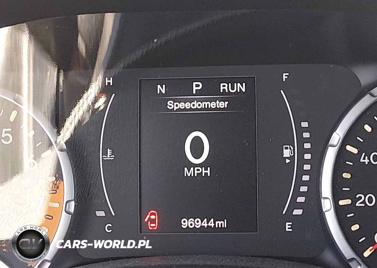 2018 Jeep Renegade Latitude 4X4 VIN:ZACCJBBB8JPJ04281 - 15