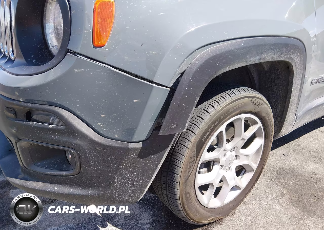 2018 Jeep Renegade Latitude 4X4 VIN:ZACCJBBB8JPJ04281 - 17