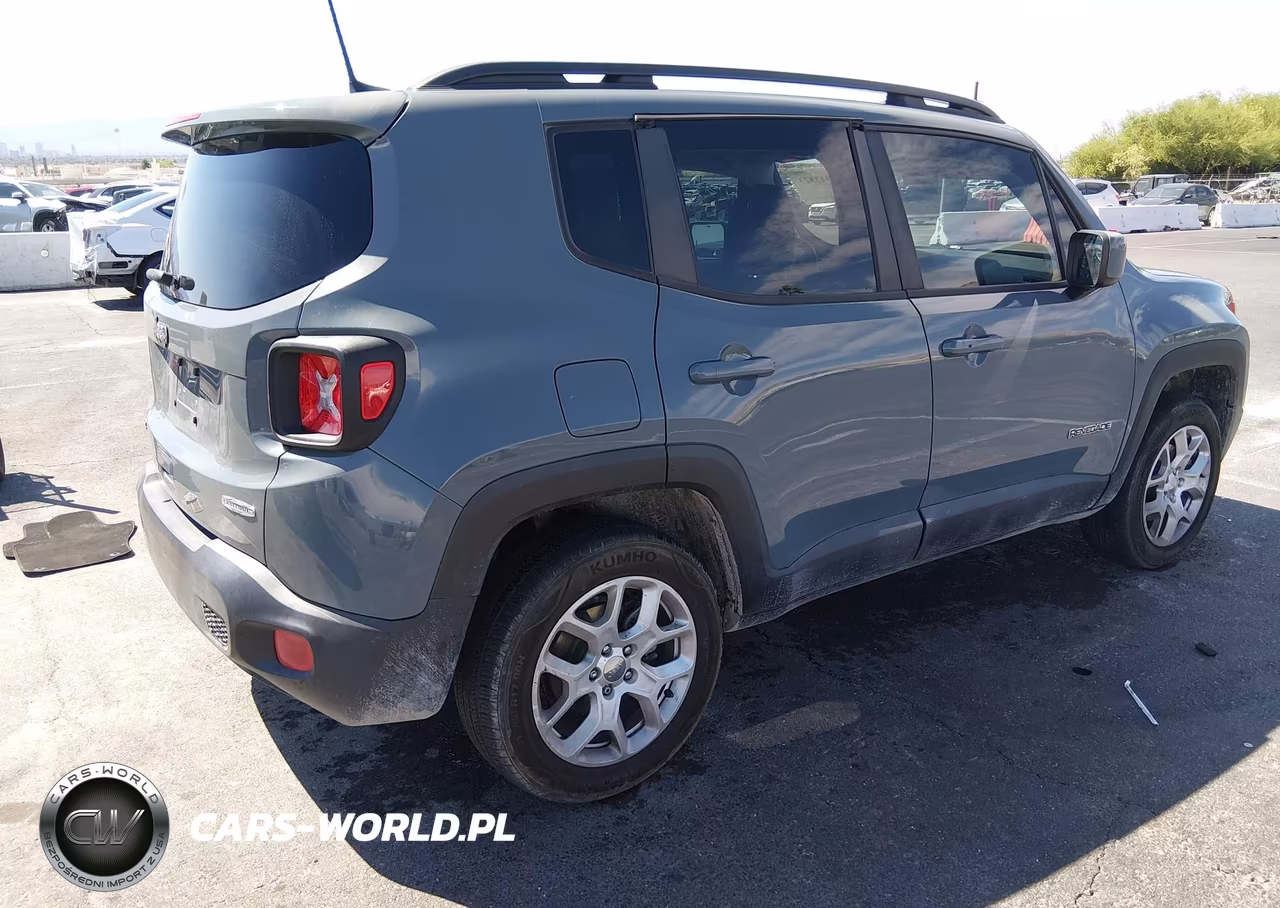 2018 Jeep Renegade Latitude 4X4 VIN:ZACCJBBB8JPJ04281 - 4