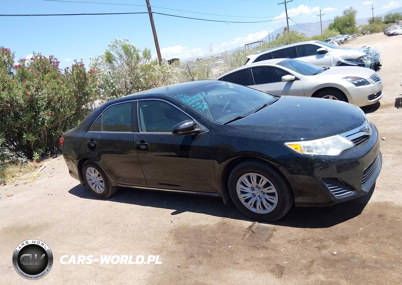 2014 Toyota Camry Le VIN:4T4BF1FK0ER343981 - 13
