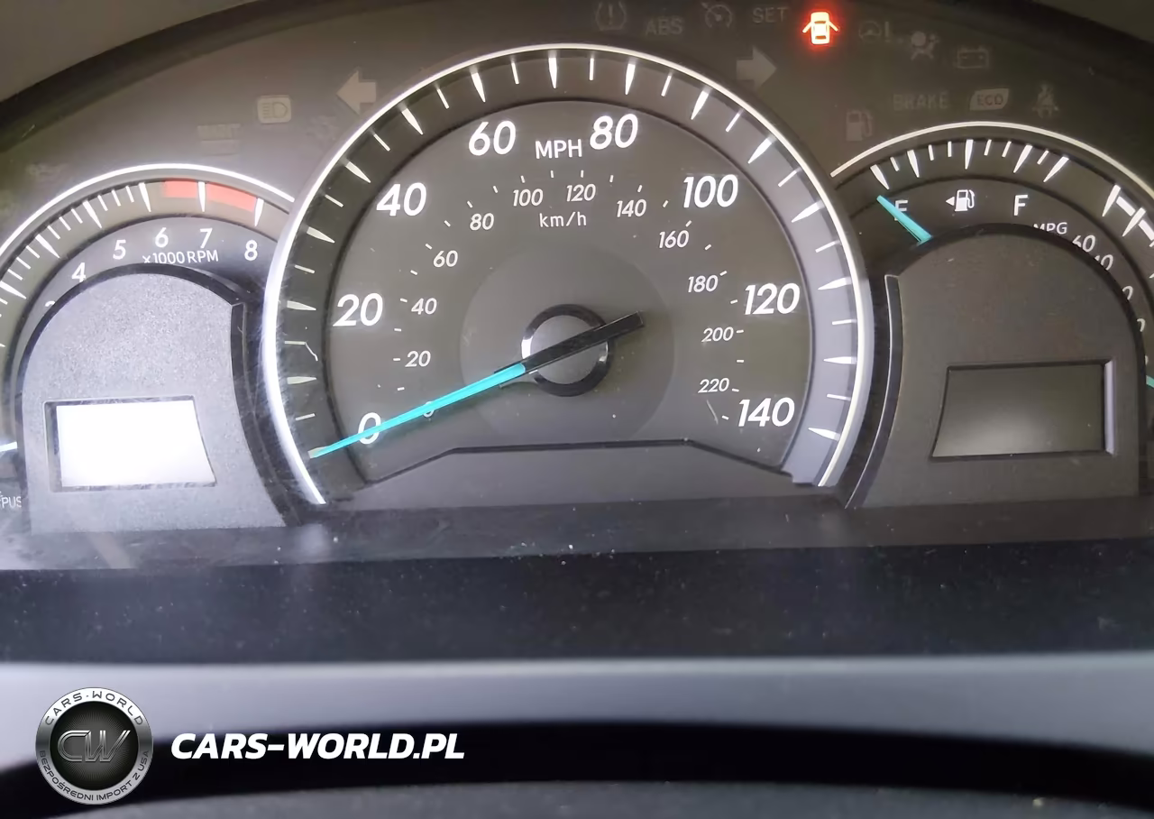 2014 Toyota Camry Le VIN:4T4BF1FK0ER343981 - 15