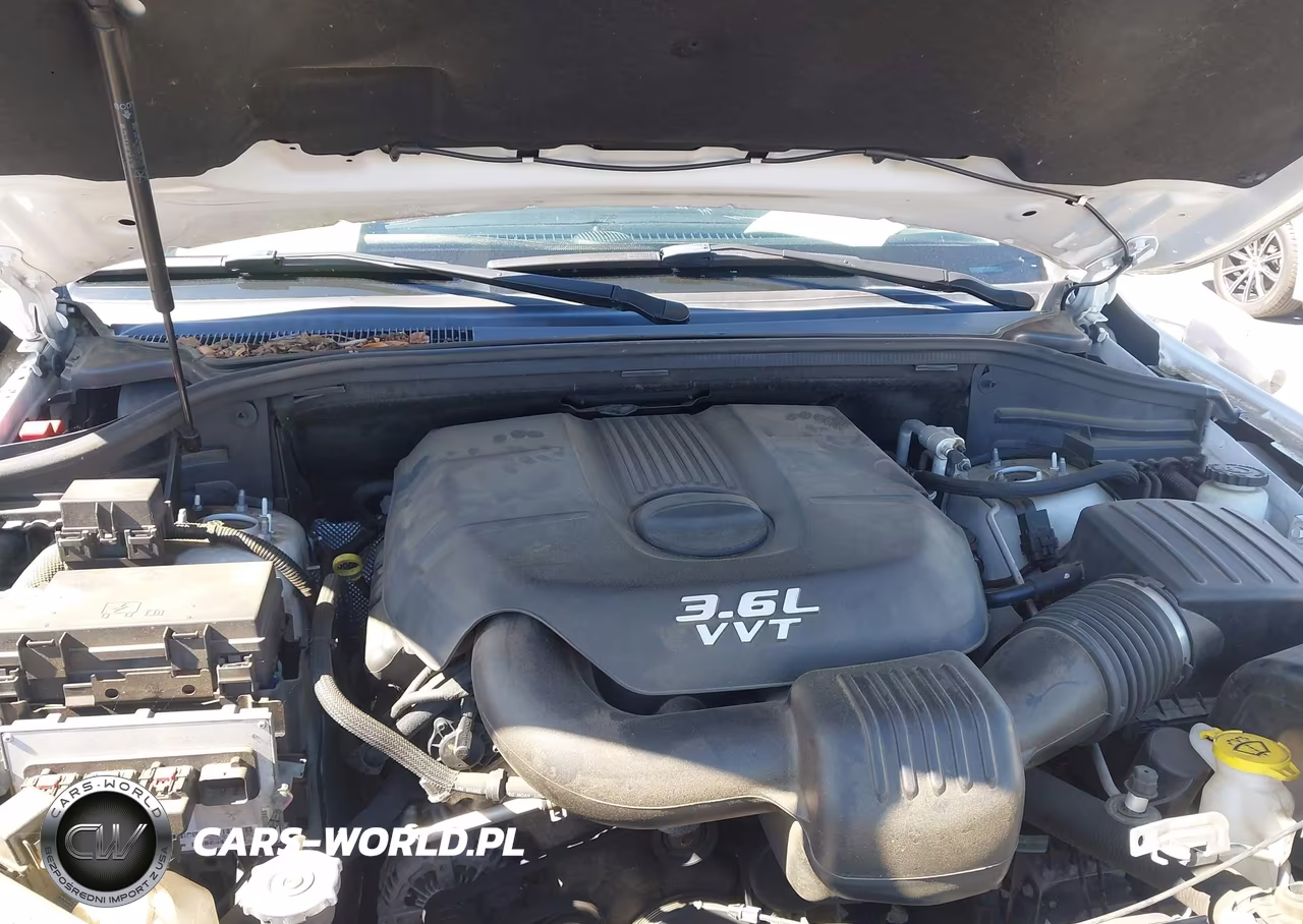 2013 Jeep Grand Cherokee Overland VIN:1C4RJECG5DC529989 - 10