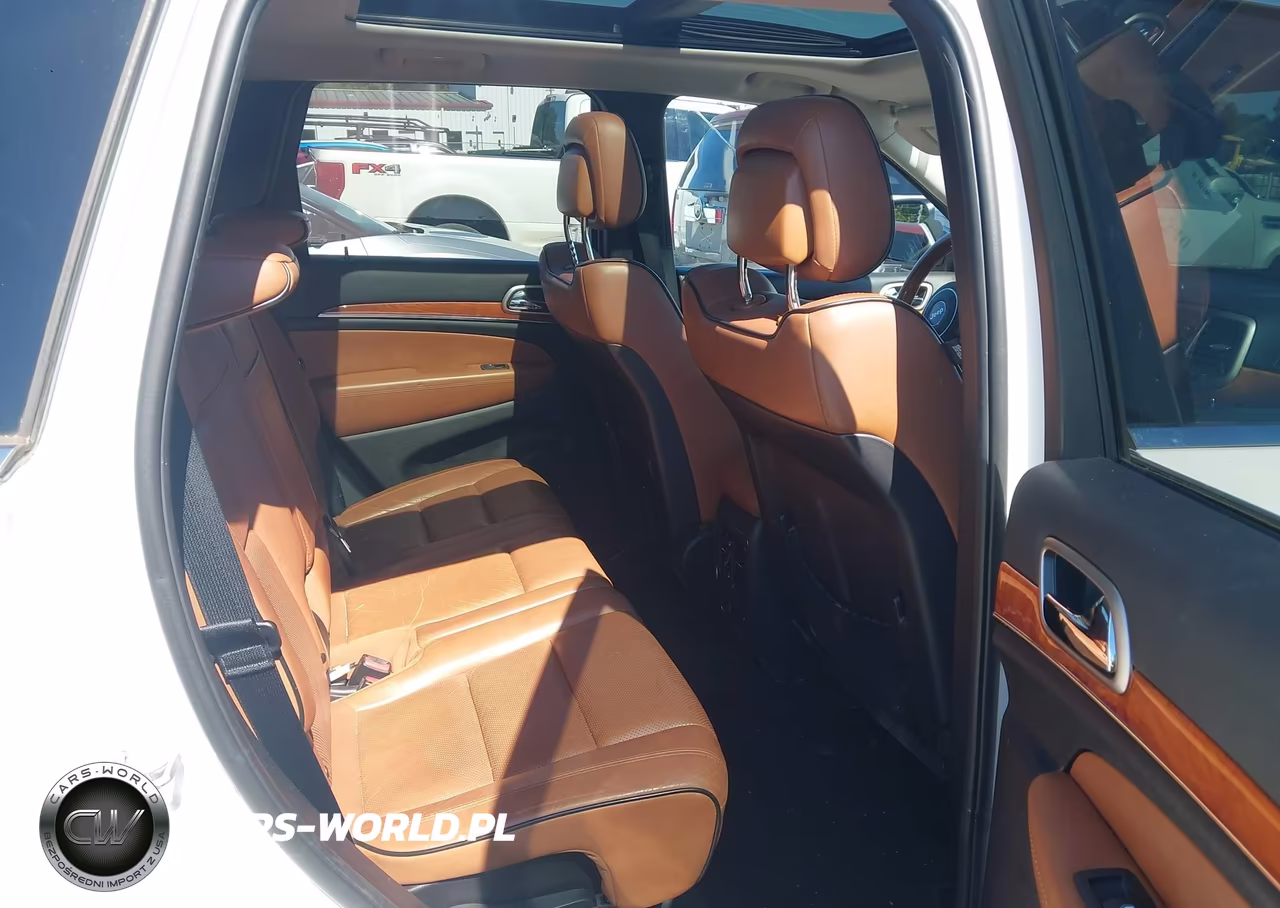 2013 Jeep Grand Cherokee Overland VIN:1C4RJECG5DC529989 - 8