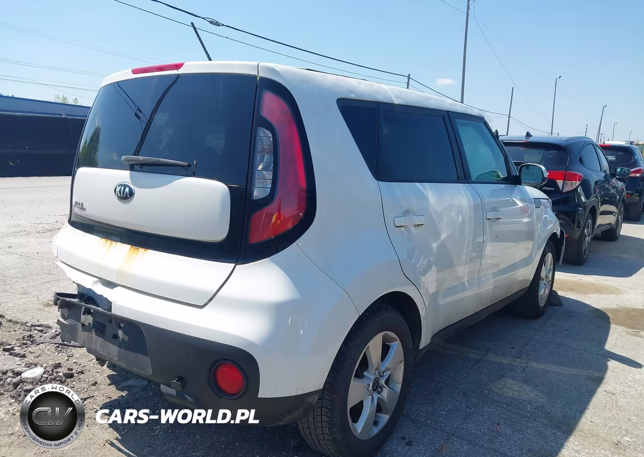 2018 Kia Soul VIN:KNDJN2A24J7573431 - 4