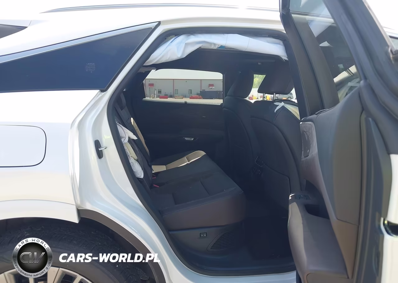 2026 Lexus Rx 450H+ Luxury VIN:JTJCJMGA5T2039382 - 8