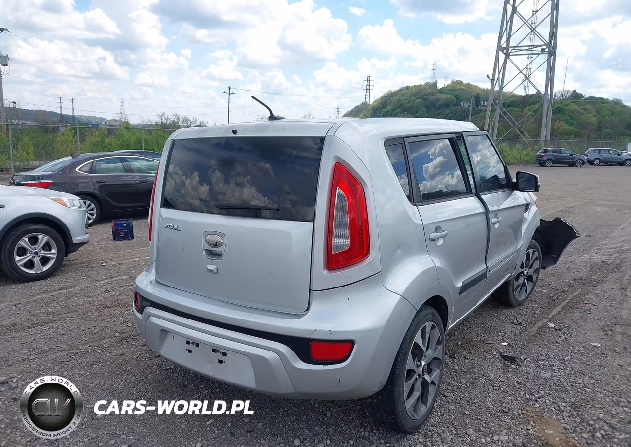 2013 Kia Soul ! VIN:KNDJT2A63D7563390 - 4