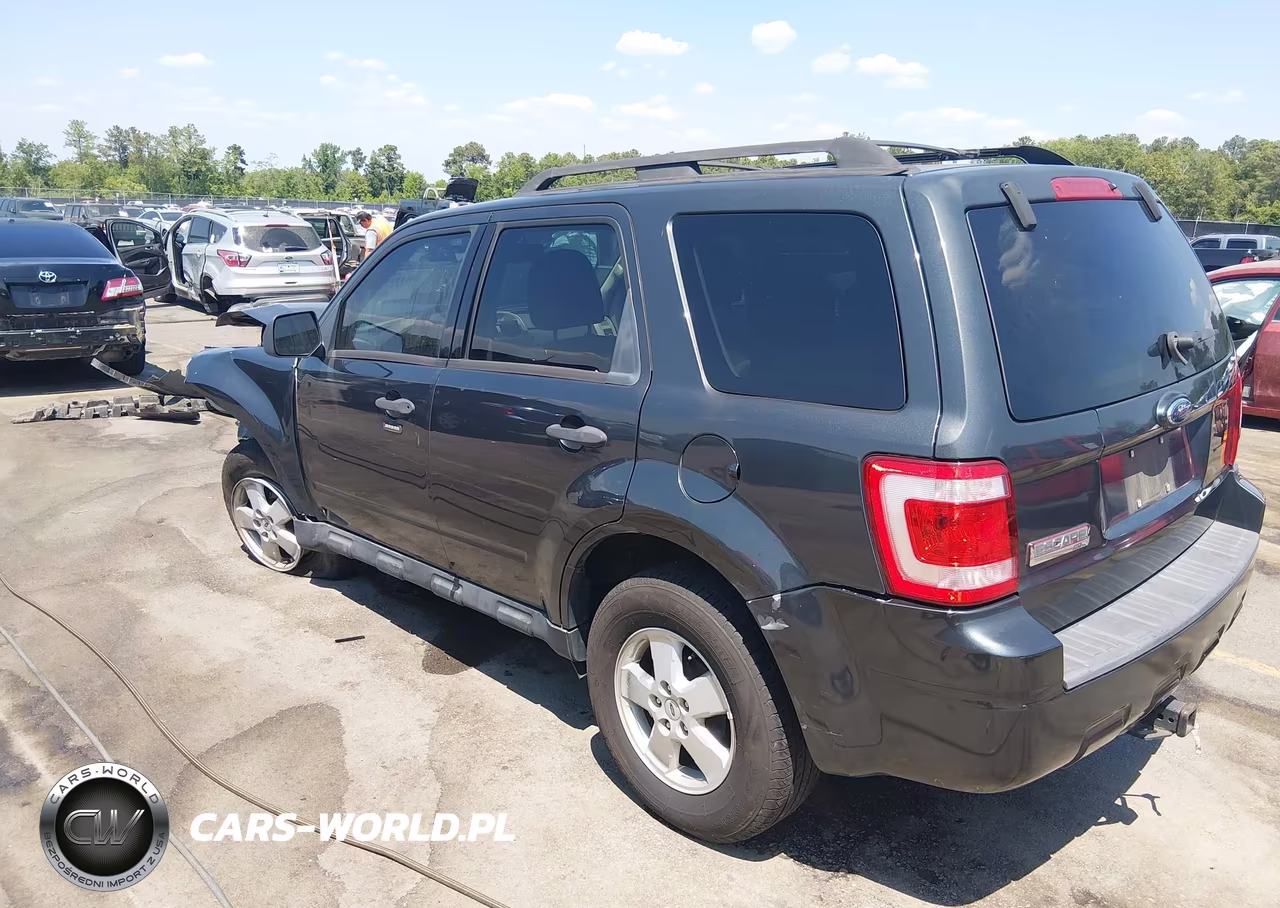 2009 Ford Escape Xlt VIN:1FMCU03779KC30898 - 3