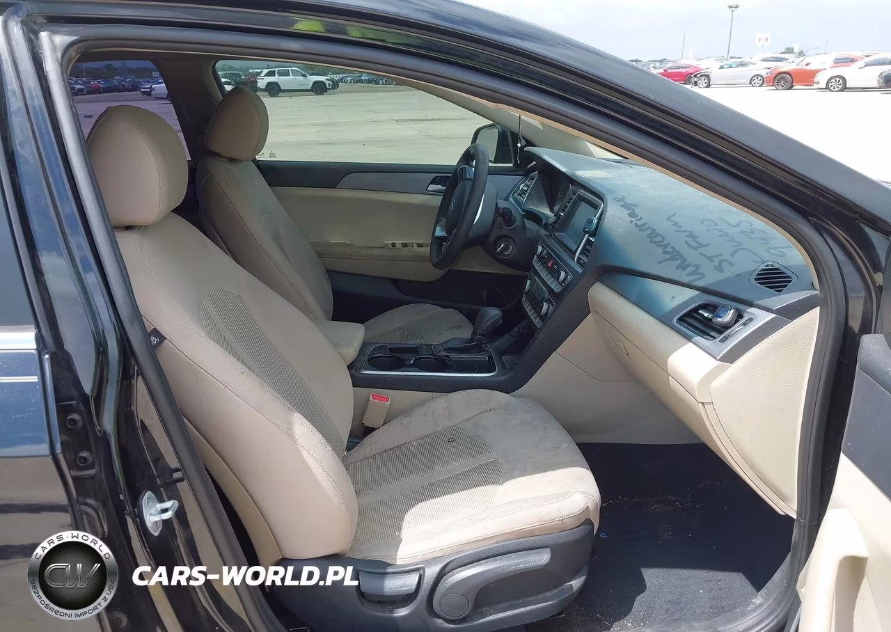 2019 Hyundai Sonata Se VIN:5NPE24AF6KH765049 - 5