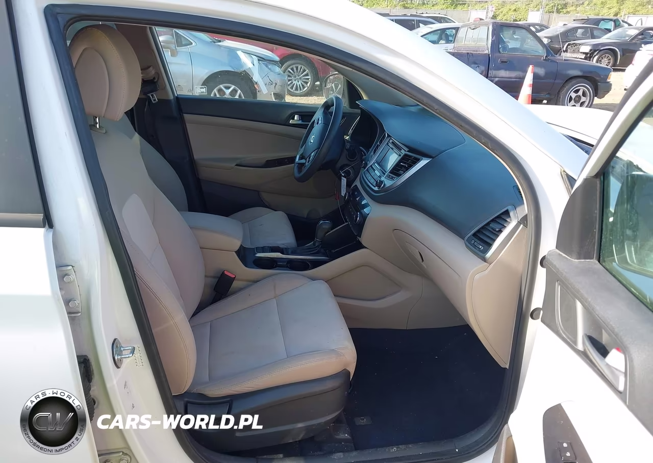 2017 Hyundai Tucson Se VIN:KM8J23A42HU400630 - 5
