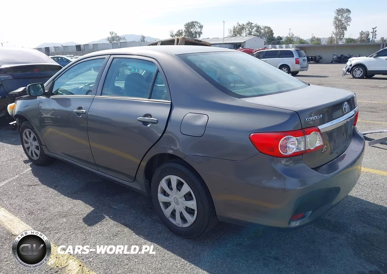2013 Toyota Corolla L VIN:5YFBU4EE3DP180160 - 3