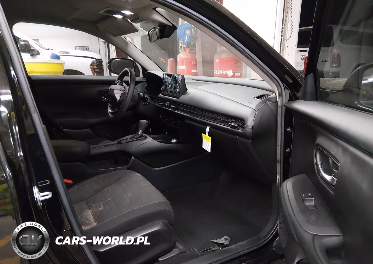 2025 Honda Hr-V Awd Lx VIN:3CZRZ2H31SM716133 - 5