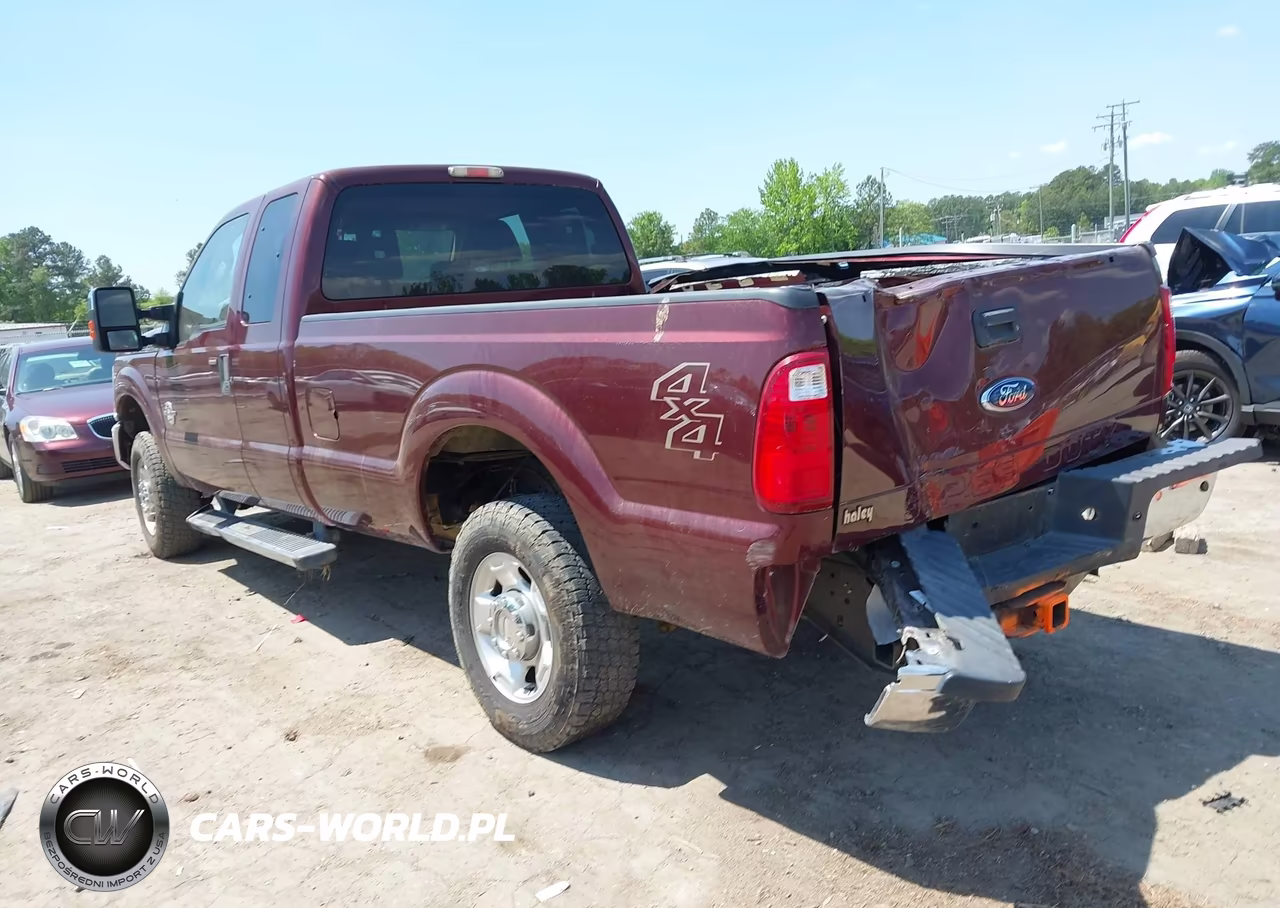 2011 Ford F-250 Xlt VIN:1FT7X2BT7BEA54429 - 3