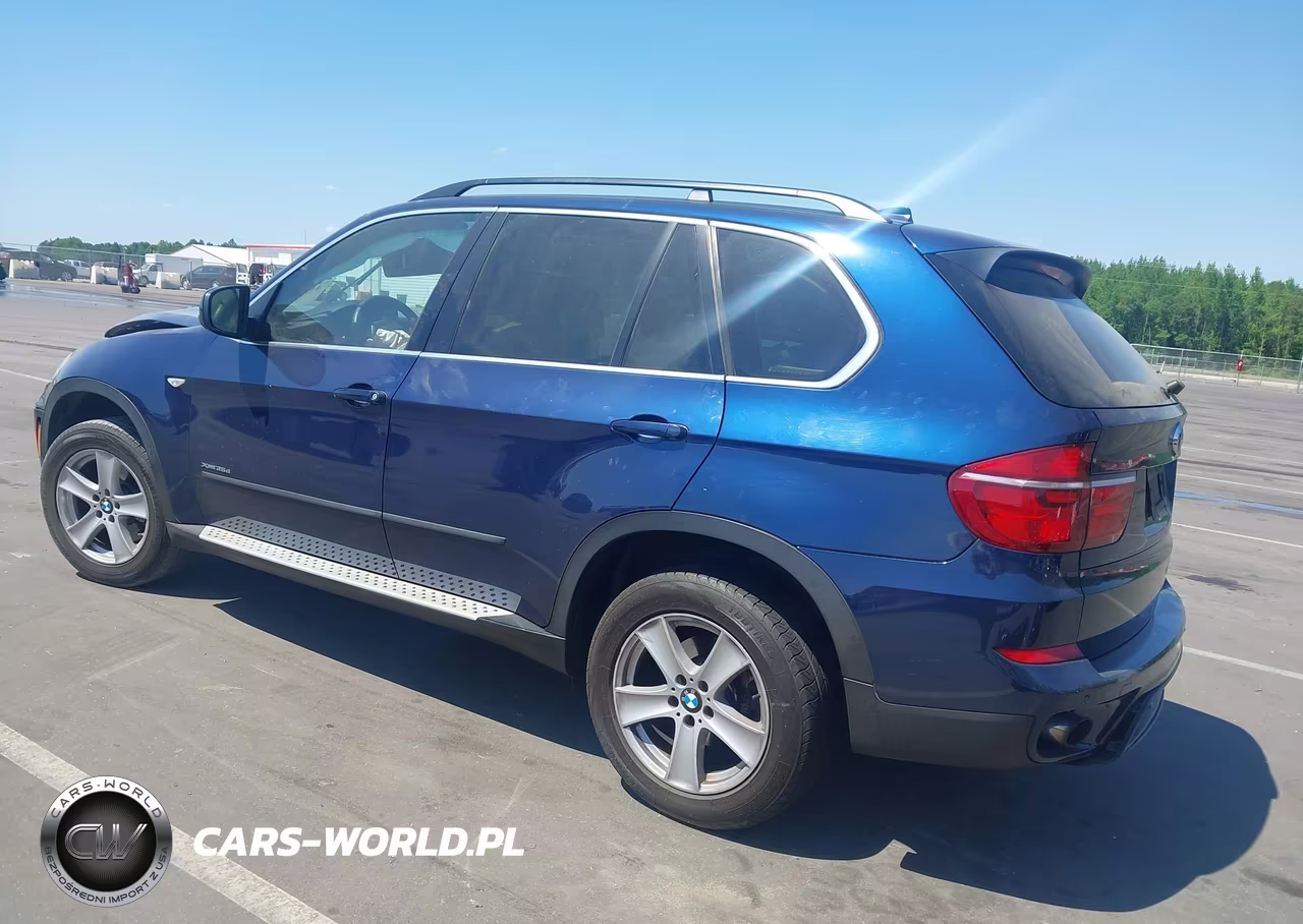 2013 BMW X5 xDrive35D VIN:5UXZW0C53D0B92261 - 3