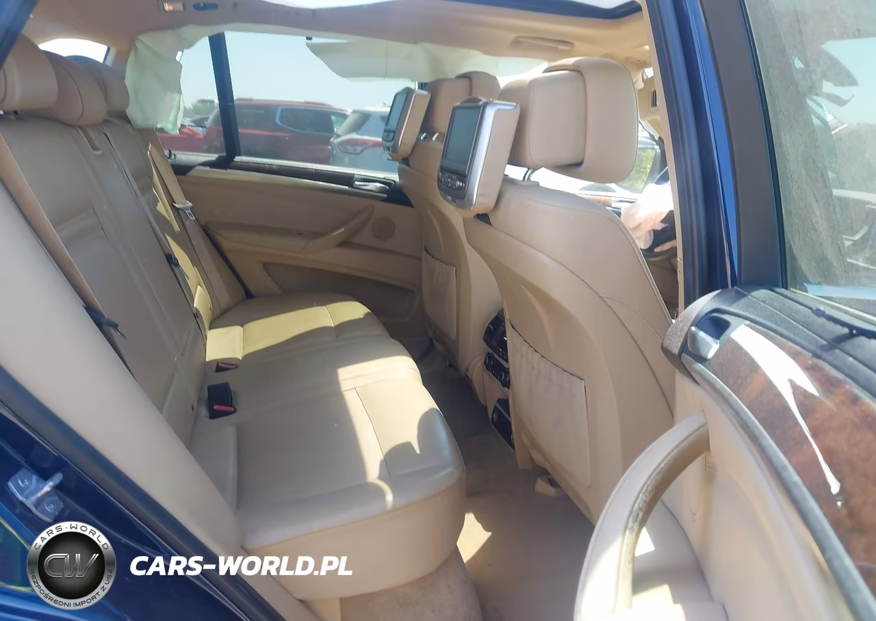 2013 BMW X5 xDrive35D VIN:5UXZW0C53D0B92261 - 8