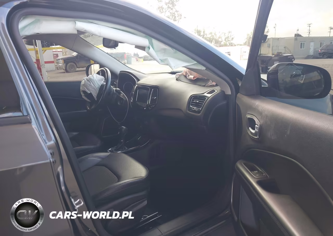 2020 Jeep Compass Altitude Fwd VIN:3C4NJCBB1LT246615 - 5