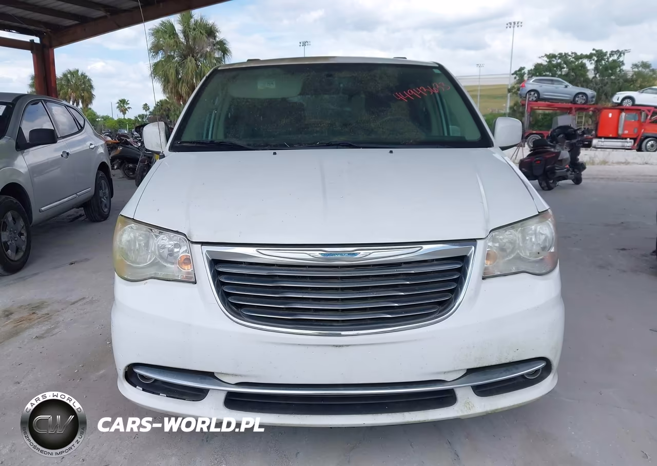 2016 Chrysler Town & Country Touring VIN:2C4RC1BG2GR157804 - 12