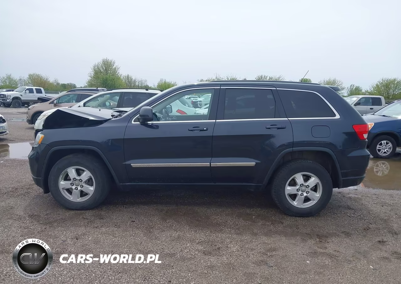 2012 Jeep Grand Cherokee Laredo VIN:1C4RJFAG6CC267715 - 14