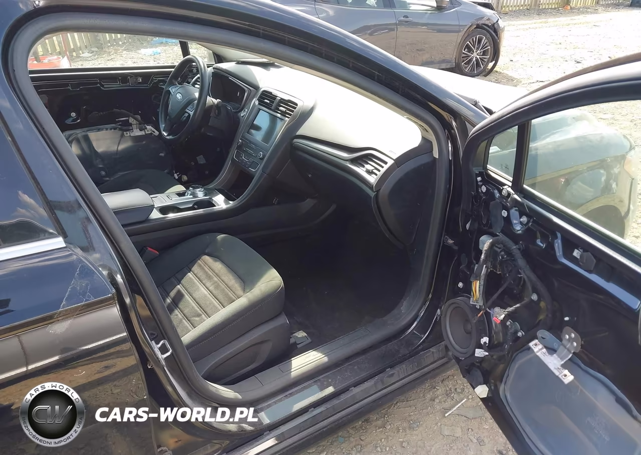 2020 Ford Fusion Se VIN:3FA6P0H7XLR118526 - 5