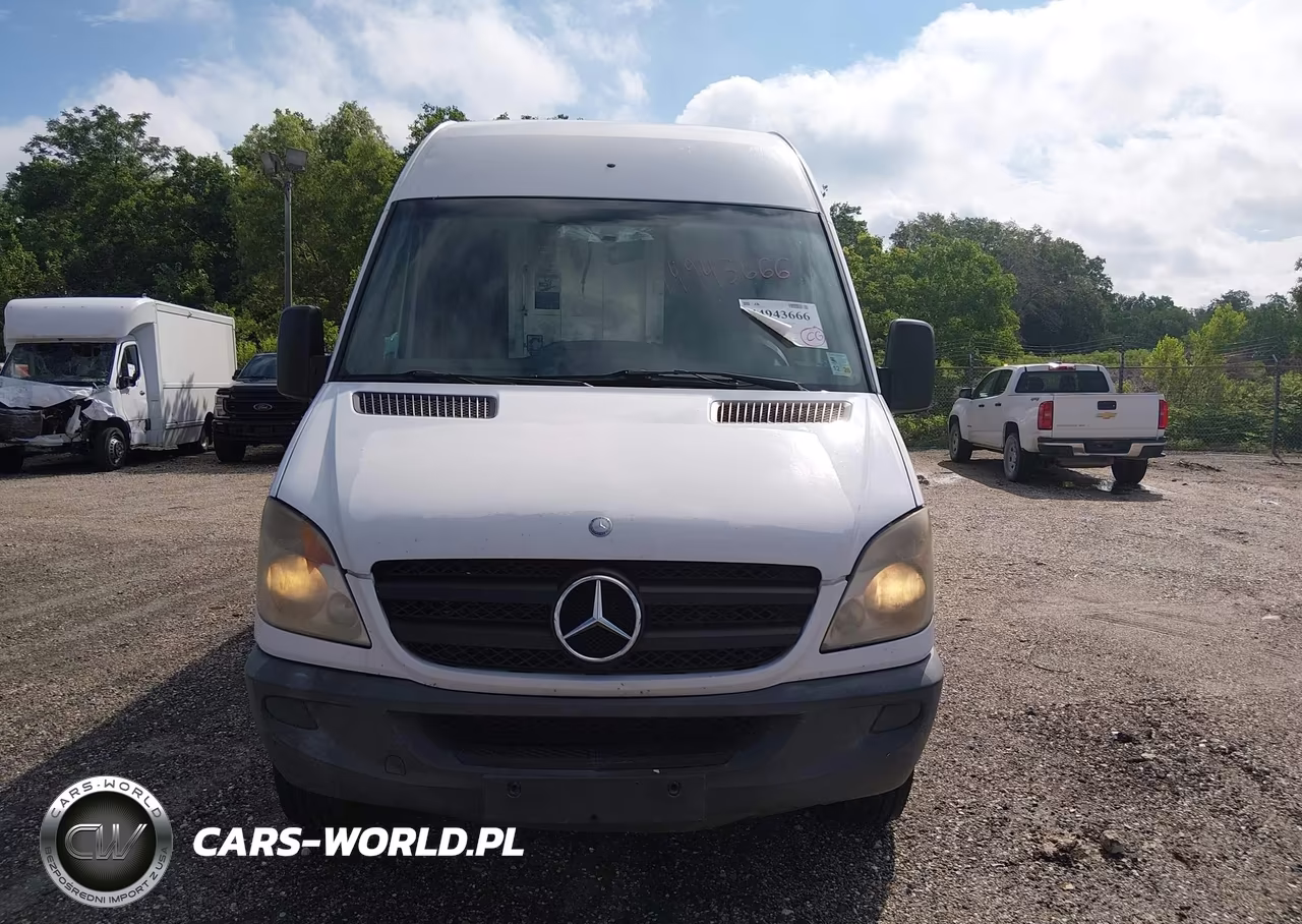 2012 Mercedes-Benz Sprinter 2500 High Roof VIN:WD3PE8CB2C5716489 - 11