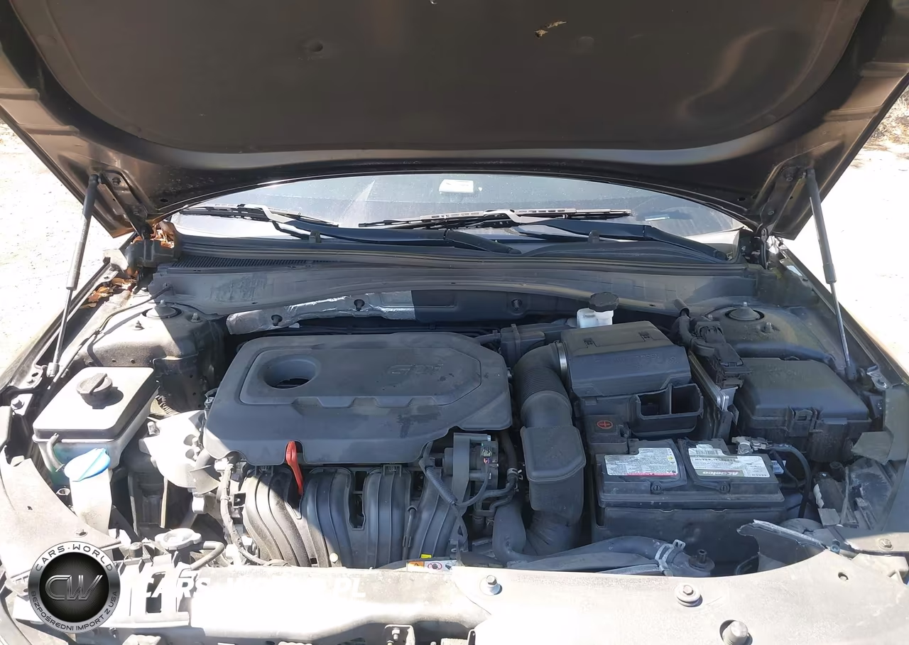 2019 Kia Optima Lx VIN:5XXGT4L35KG340782 - 10
