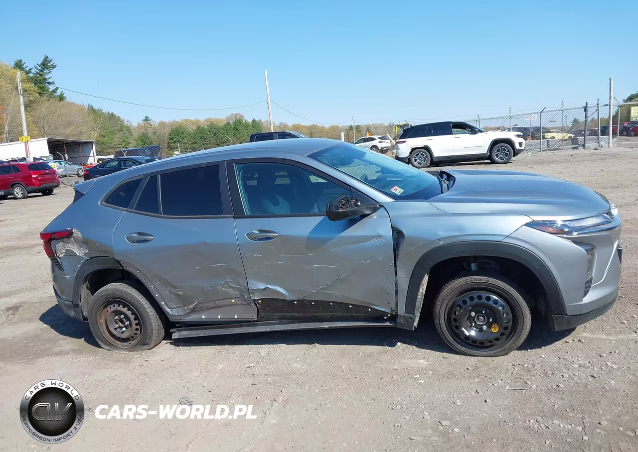 2024 Chevrolet Trax Ls VIN:KL77LFE22RC020553 - 13