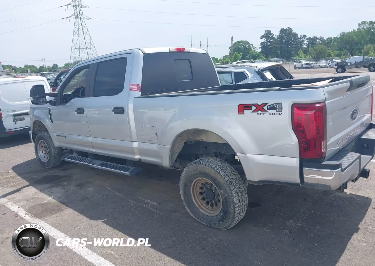 2018 Ford F-250 Xl VIN:1FT7W2BT8JEC04601 - 14
