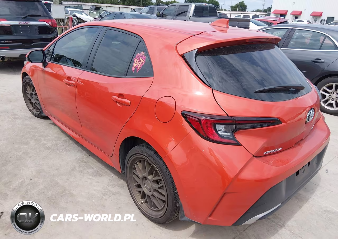 2024 Toyota Corolla Xse VIN:JTNC4MBEXR3232744 - 3