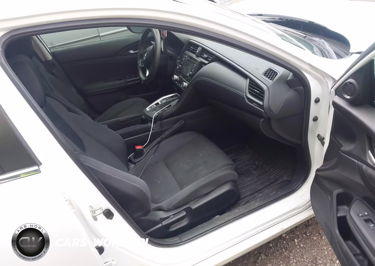 2019 Honda Insight Lx VIN:19XZE4F19KE010634 - 5