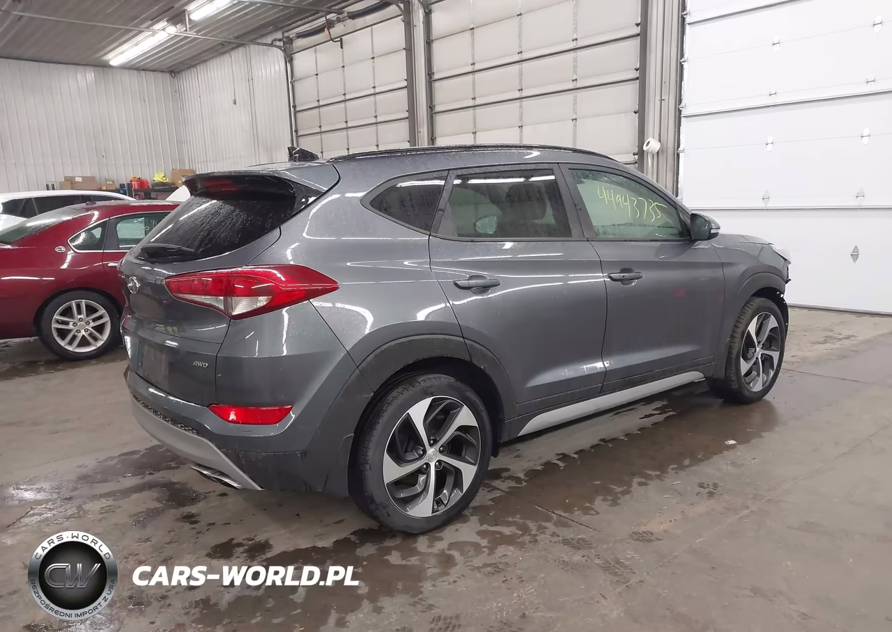 2018 Hyundai Tucson Value VIN:KM8J3CA20JU630054 - 4