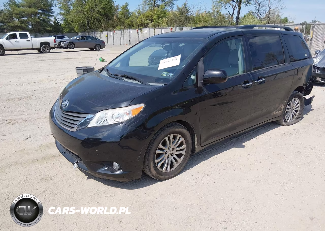 2014 Toyota Sienna Xle V6 8 Passenger VIN:5TDYK3DCXES418251 - 2