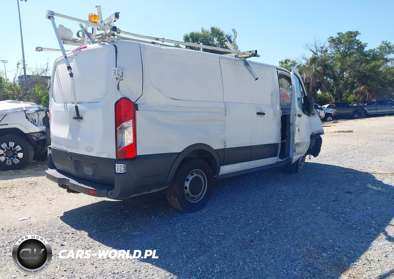 2015 Ford Transit-250 VIN:1FTNR1ZM8FKA79891 - 4