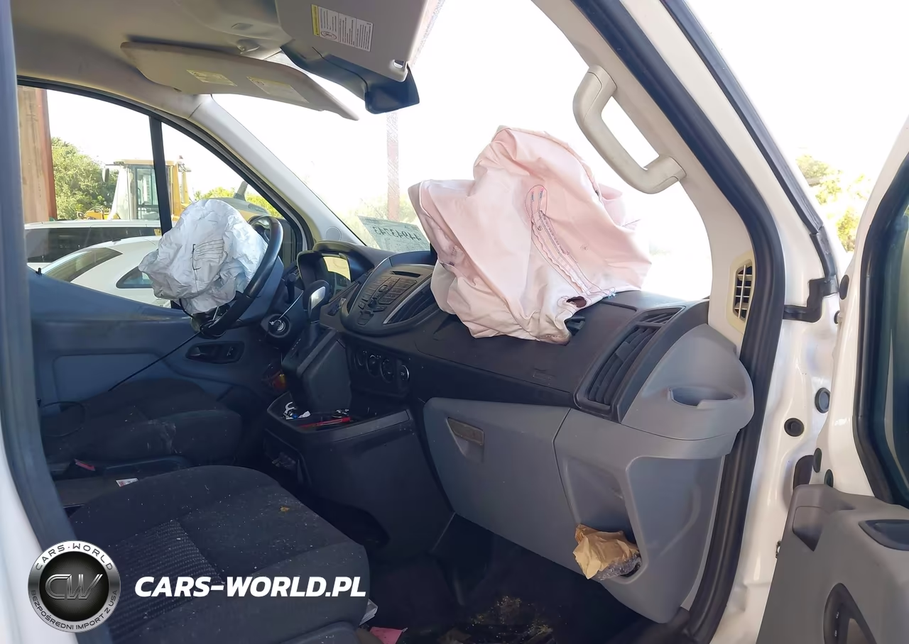 2015 Ford Transit-250 VIN:1FTNR1ZM8FKA79891 - 5