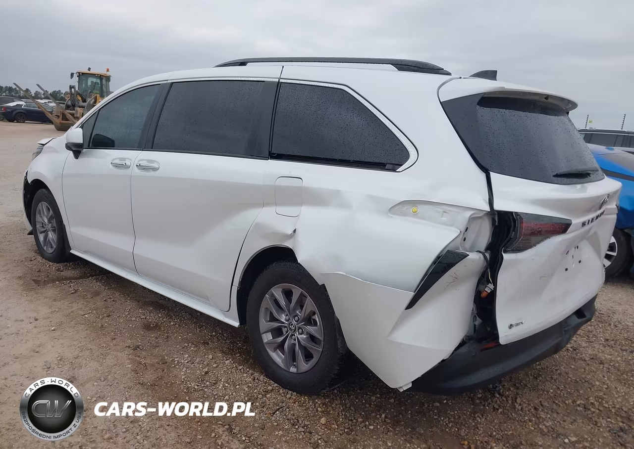 2025 Toyota Sienna Xle VIN:5TDYRKEC6SS241598 - 3
