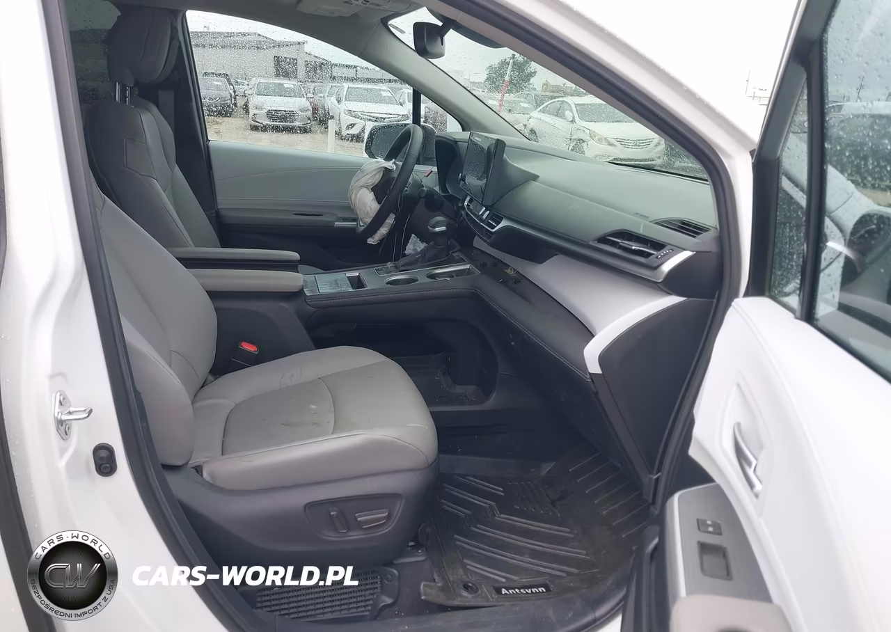 2025 Toyota Sienna Xle VIN:5TDYRKEC6SS241598 - 5