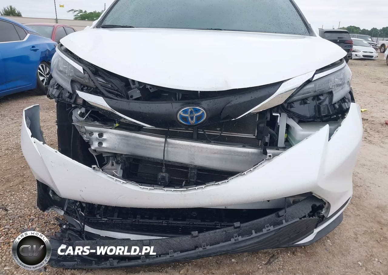 2025 Toyota Sienna Xle VIN:5TDYRKEC6SS241598 - 6