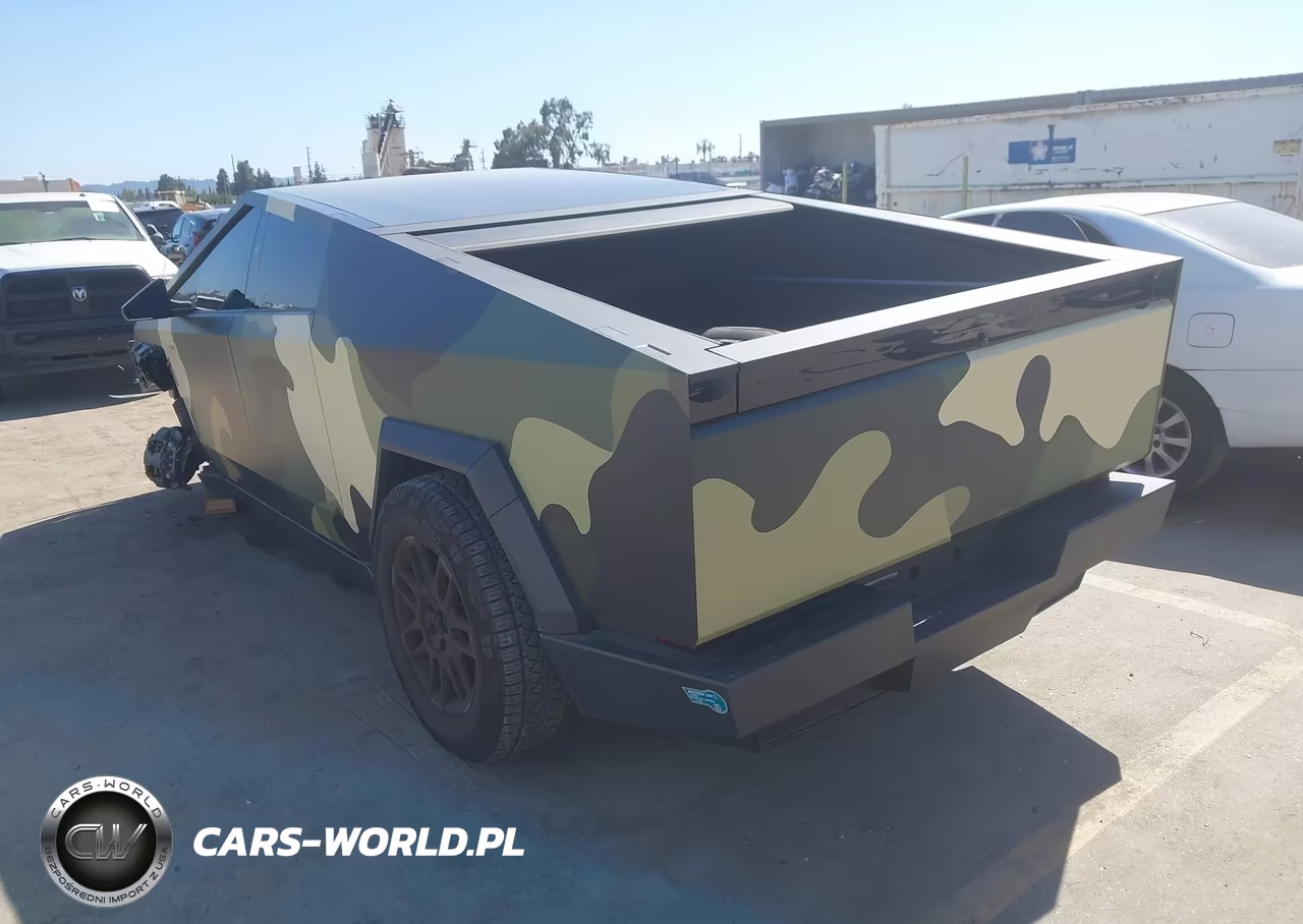 2024 Tesla Cybertruck All-Wheel Drive VIN:7G2CEHED1RA051234 - 3