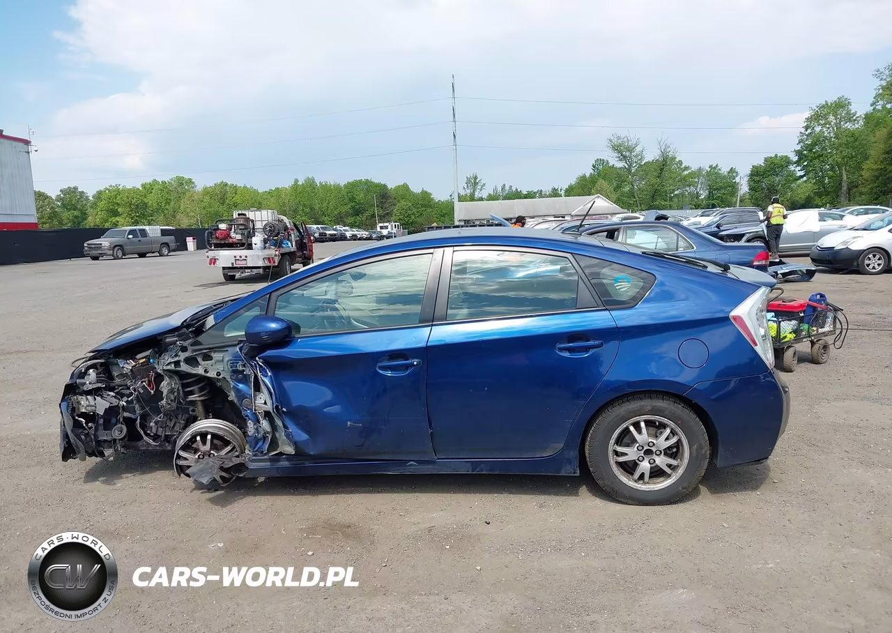 2011 Toyota Prius VIN:JTDKN3DU3B5312456 - 13
