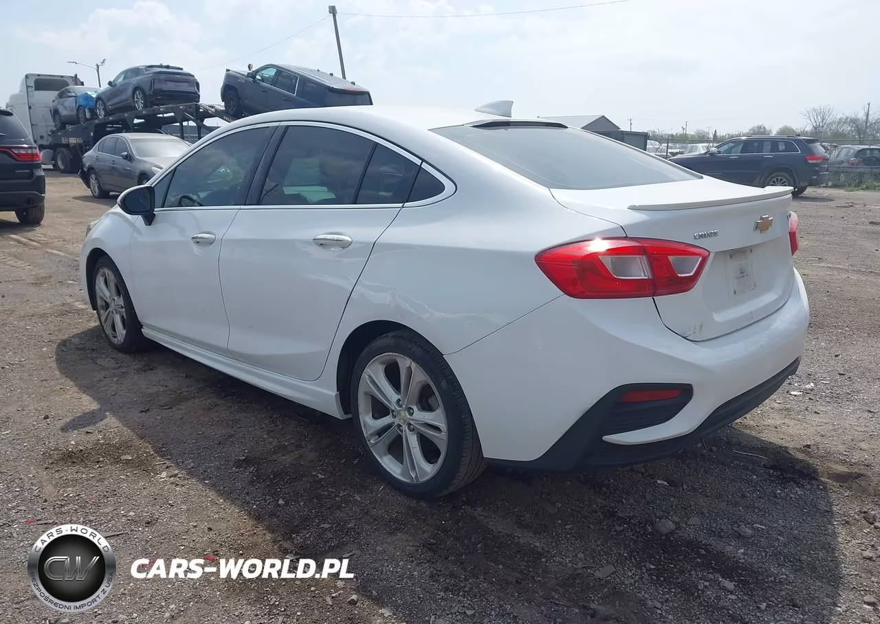 2016 Chevrolet Cruze Premier Auto VIN:1G1BG5SM5G7284835 - 3