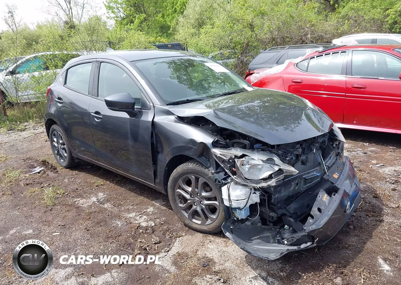 2020 Toyota Yaris Le – zdjęcie 1 z 16