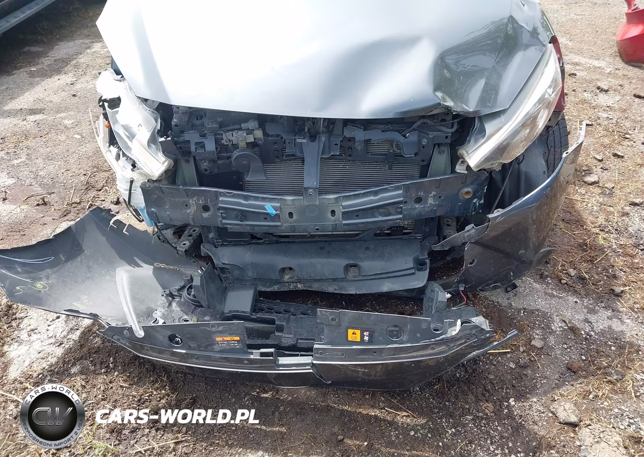 2020 Toyota Yaris Le VIN:3MYDLBJV2LY706977 - 6