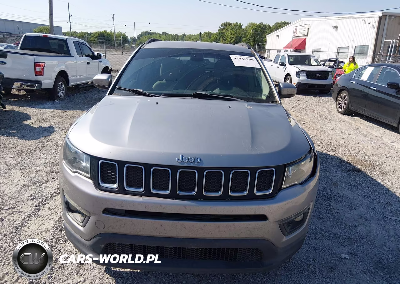 2018 Jeep Compass Latitude Fwd VIN:3C4NJCBB8JT322456 - 13