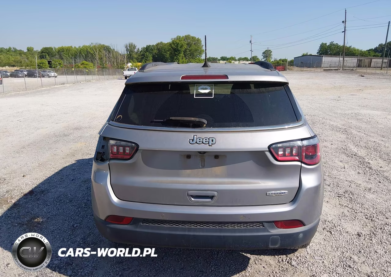 2018 Jeep Compass Latitude Fwd VIN:3C4NJCBB8JT322456 - 17