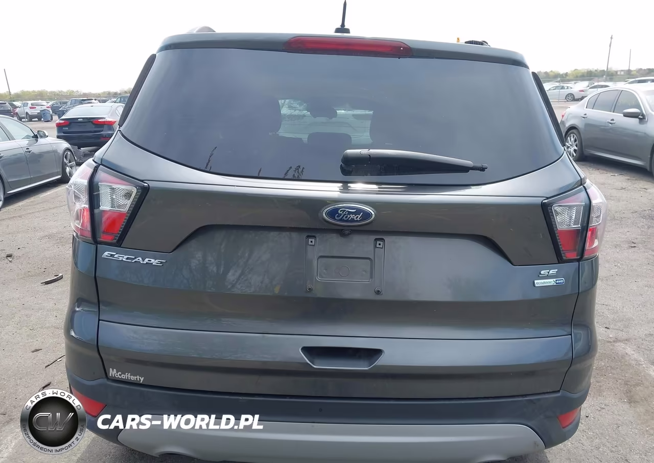 2018 Ford Escape Se VIN:1FMCU9GD2JUC25962 - 16