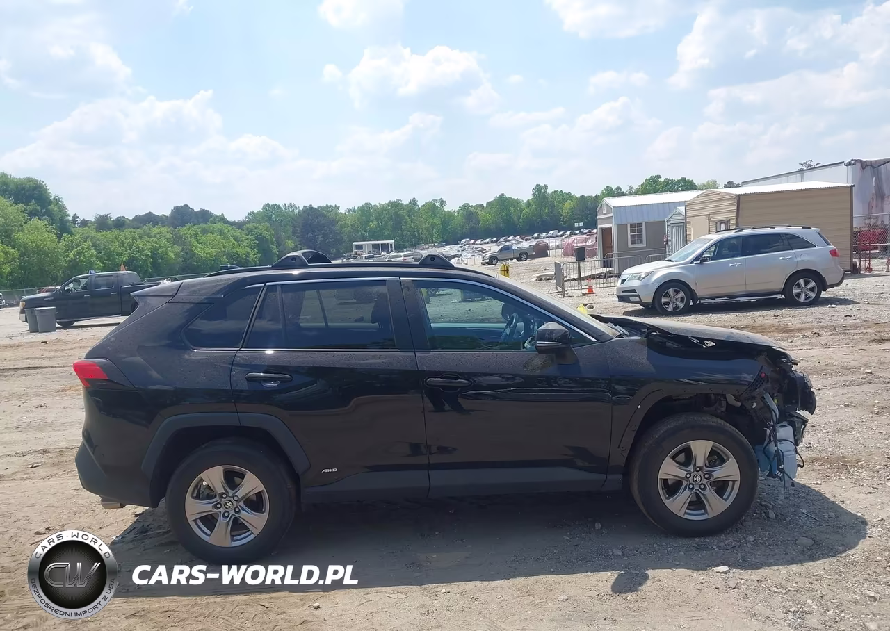 2022 Toyota Rav4 Hybrid Xle VIN:2T3RWRFV0NW133762 - 13