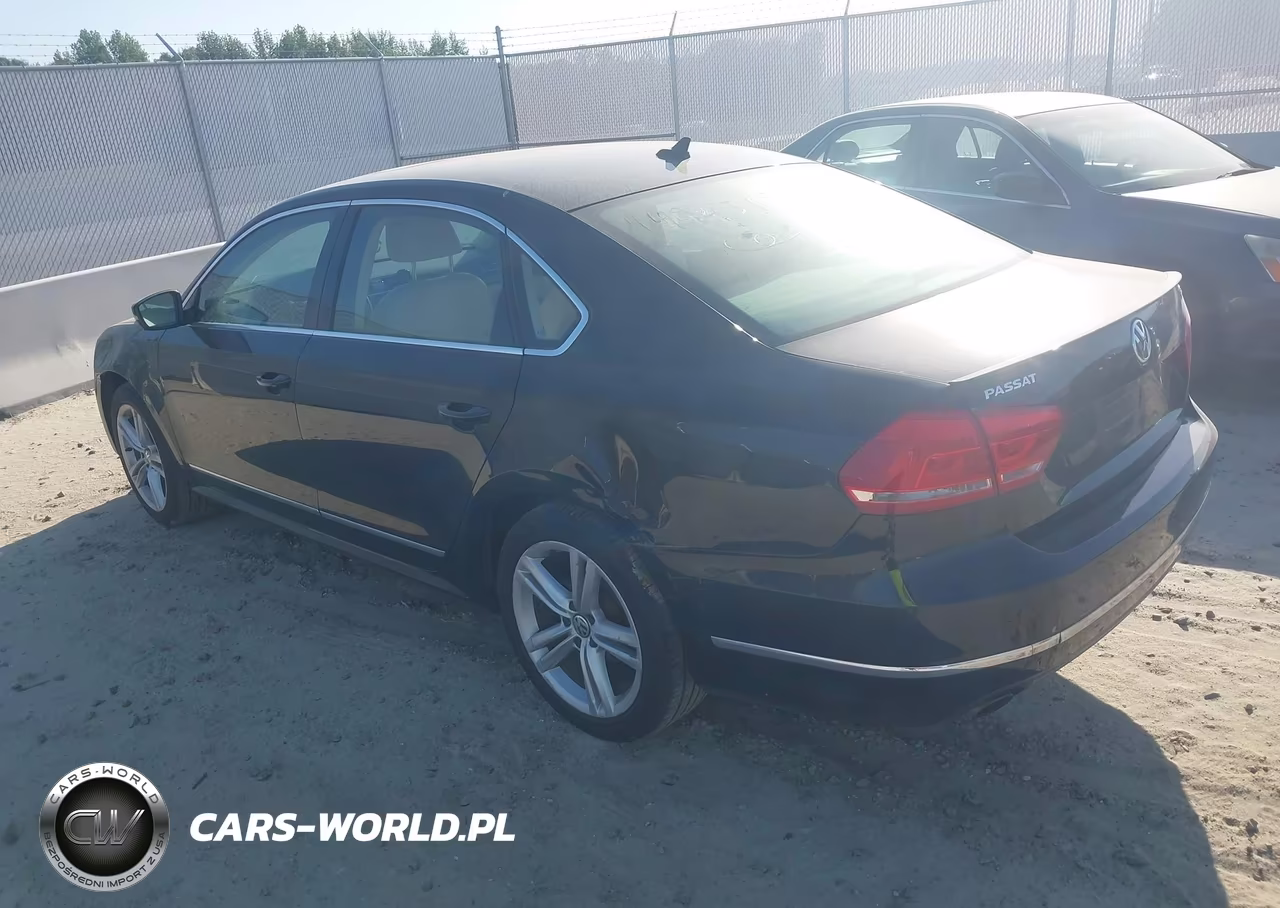 2014 Volkswagen Passat 1.8T Sel Premium VIN:1VWCT7A30EC026400 - 3