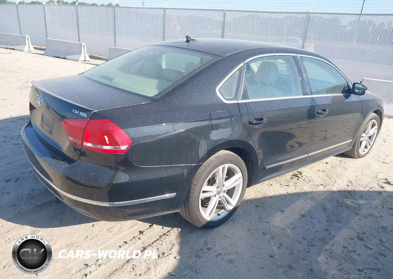 2014 Volkswagen Passat 1.8T Sel Premium VIN:1VWCT7A30EC026400 - 4