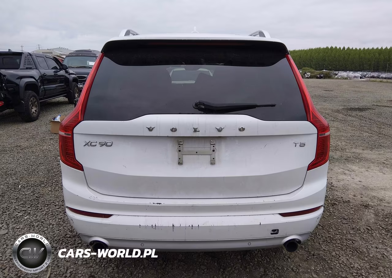 2018 Volvo Xc90 T5 Momentum VIN:YV4102PKXJ1342278 - 17